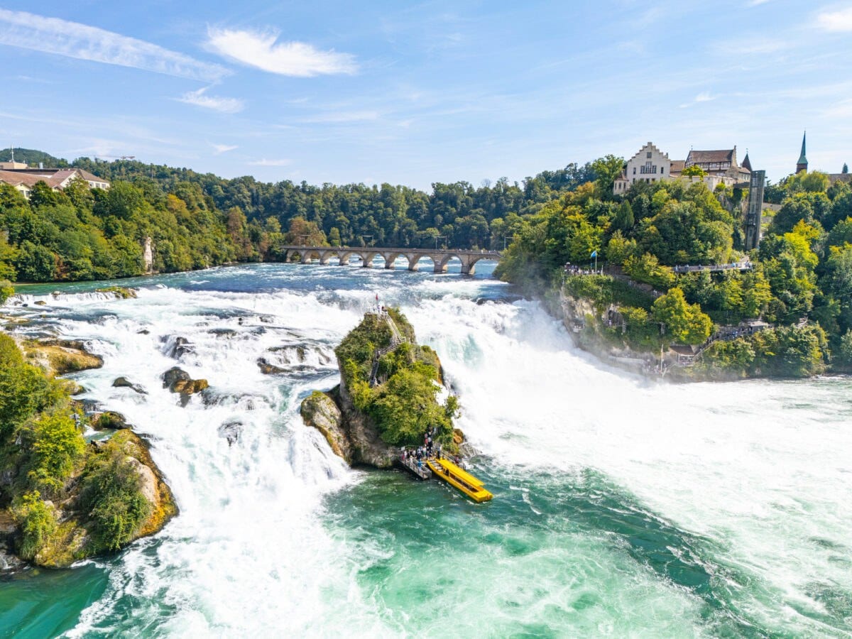Rheinfall bei Schaffhausen, grösster Wasserfall Europas